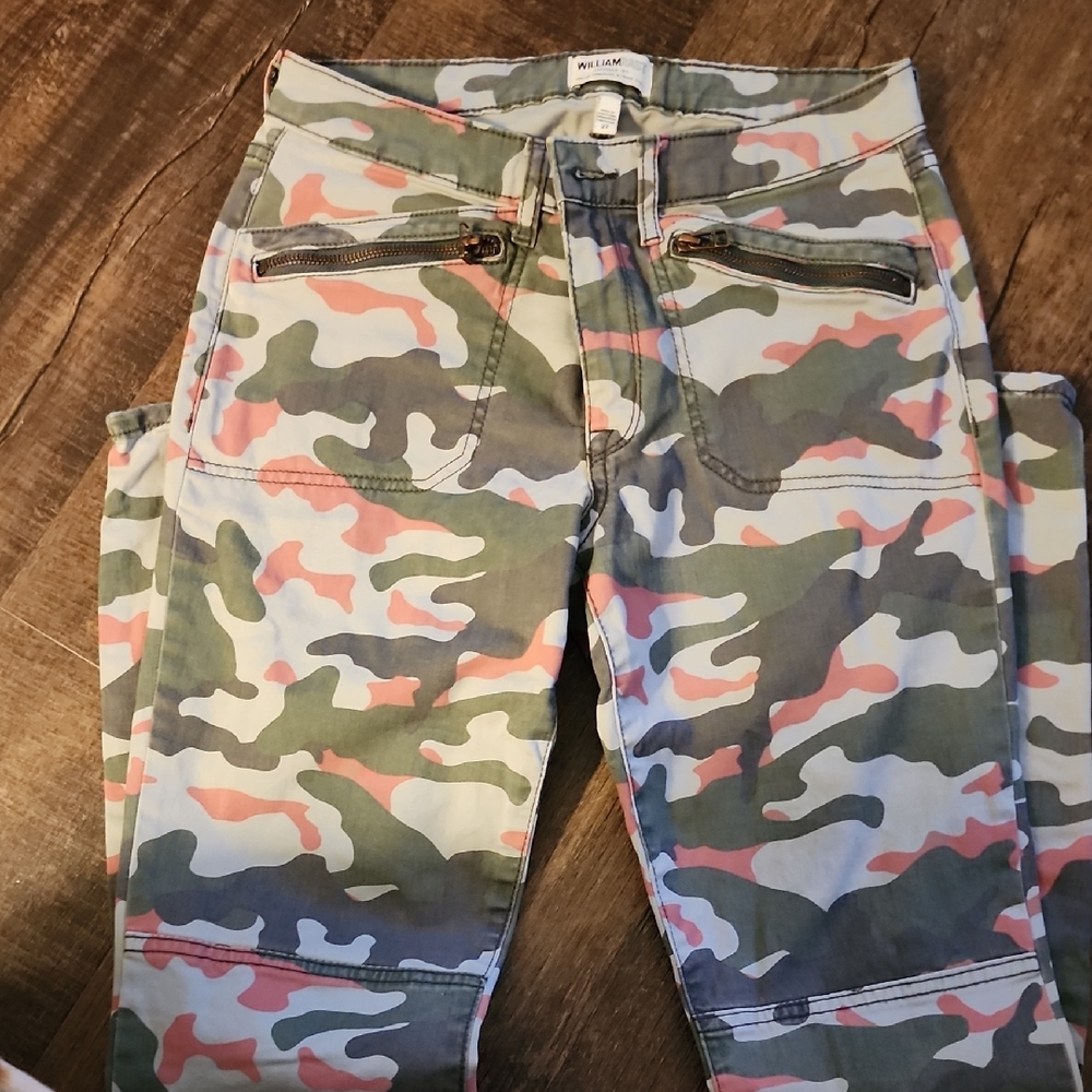 DL1961 Camouflage Skinny Jeans - Green and Pink